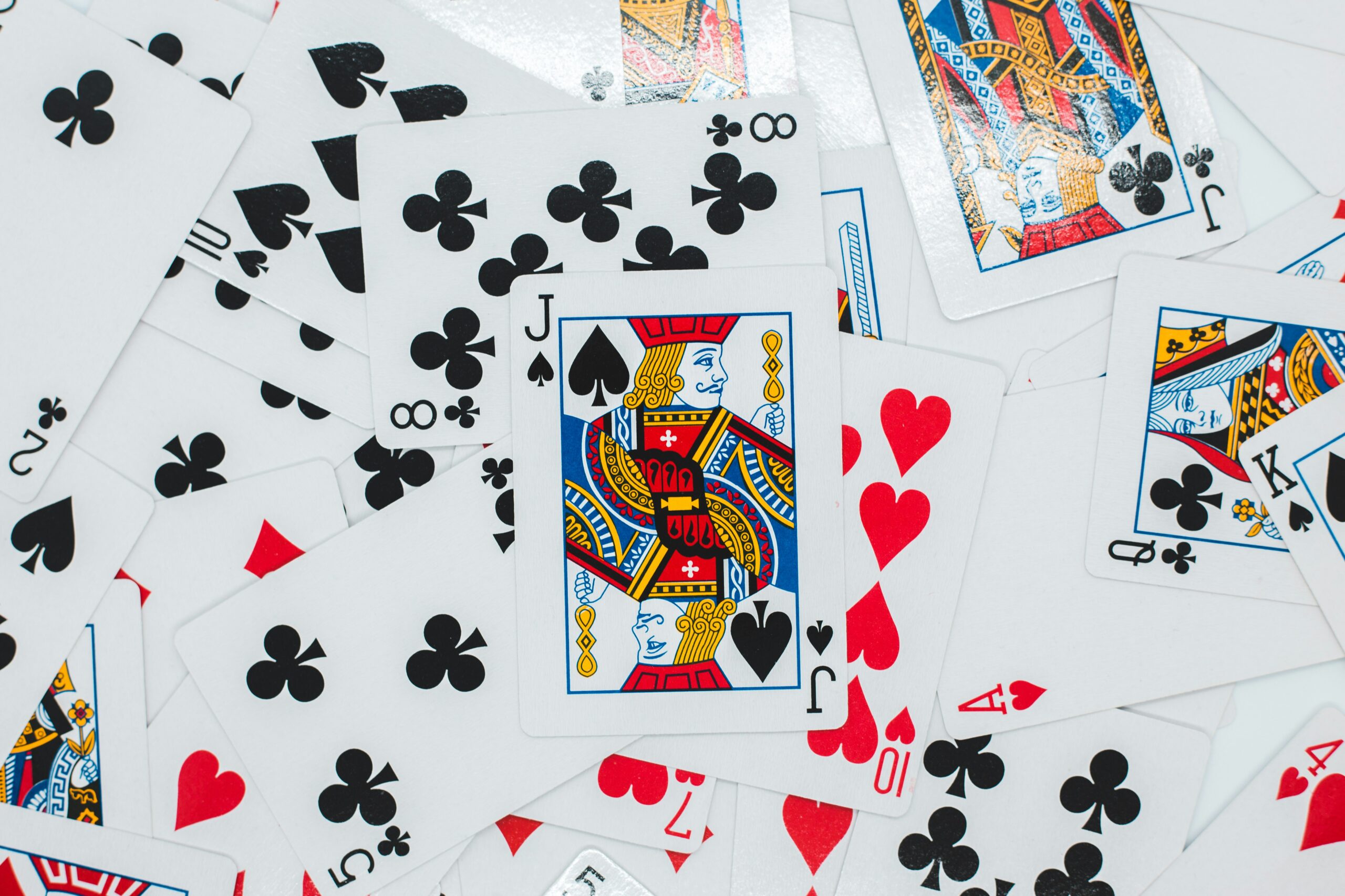 Solitaire for Beginners: Three Decisions Worth Slowing Down For
